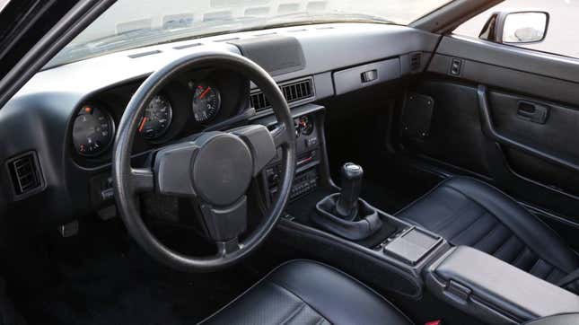 Image for article titled At $15,500, Will This Cosmetically Restored 1987 Porsche 924S Clean Up?