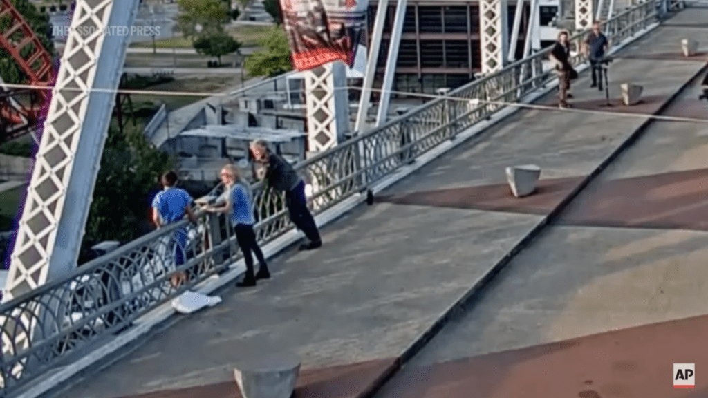 Jon Bon Jovi Talks Woman Off Ledge On Nashville Bridge