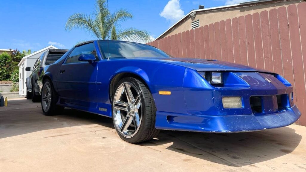 At $6,000, Is This 1992 Chevy Camaro RS An 'Arresting' Deal?