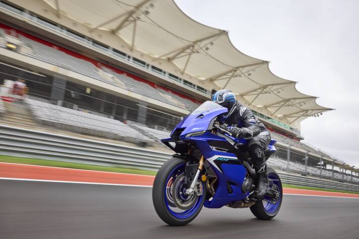 2025 Yamaha R9