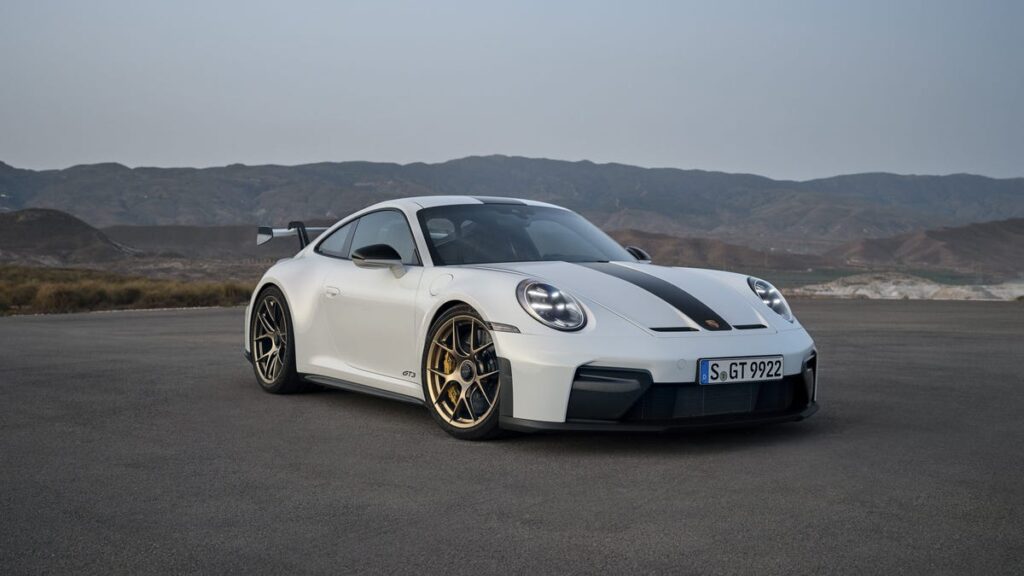 2025 Porsche 911 GT3 Gets New Weissach Package, Optional Rear Seats For Wingless Touring Model