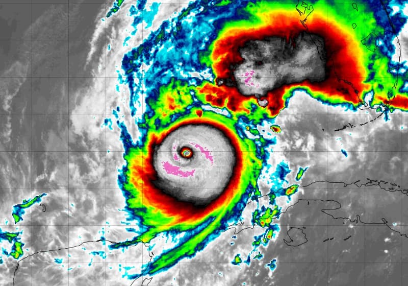 hurricane-milton-satellite