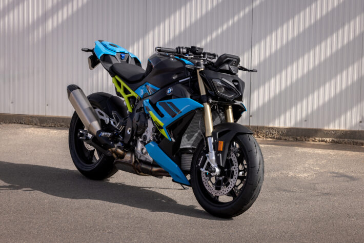 2025 BMW S1000 R