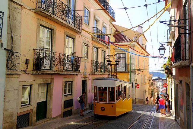 lisbon travel guide Image