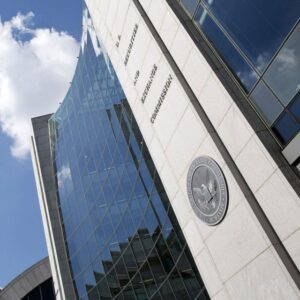 Short Seller Challenges SEC on Free Speech: SEC Roundup